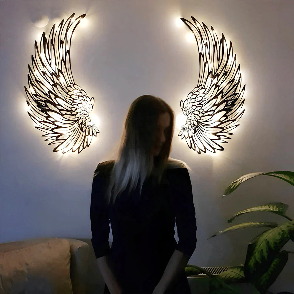 Angelwings - Wandkunst aus Metall mit LED-Beleuchtung